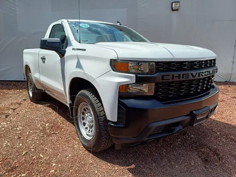 Chevrolet Silverado Cabina Regular 4X2 usado (2020) color Blanco precio $510,000