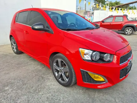 Chevrolet Sonic RS 1.4L usado (2016) color Rojo financiado en mensualidades(enganche $50,000 mensualidades desde $11,000)