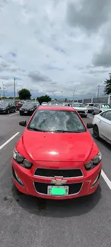 Chevrolet Sonic RS 1.4L usado (2014) color Rojo precio $130,000