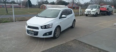 foto Chevrolet Sonic Sedán LTZ usado (2012) color Blanco precio $9.900.000