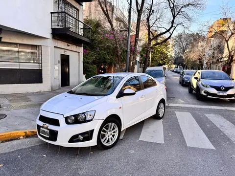 Chevrolet Sonic  LT usado (2014) color Blanco precio u$s7.000