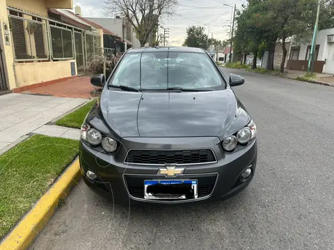 Chevrolet Sonic  LTZ Aut usado (2017) color Gris precio $10.500.000