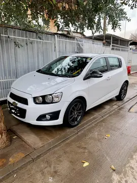 Chevrolet Sonic 1.6 LT usado (2015) color Blanco precio $5.000.000