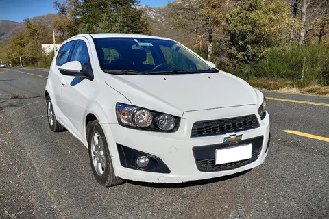 Chevrolet Sonic 1.6 LT usado (2014) color Blanco precio $6.400.000