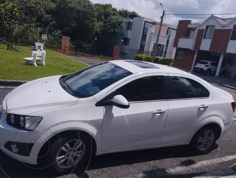 Chevrolet Sonic 1.6 LT Aut usado (2014) color Blanco precio $33.000.000