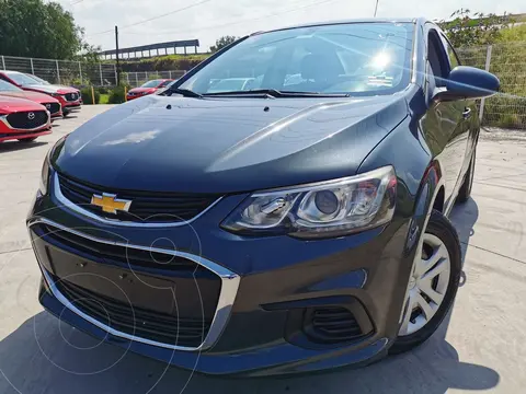 Chevrolet Sonic LS usado (2017) color Gris Oscuro financiado en mensualidades(enganche $43,750 mensualidades desde $3,172)