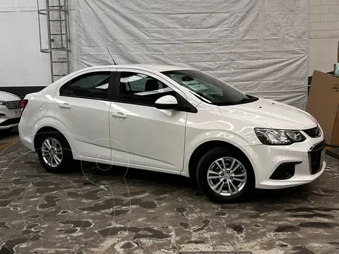 Chevrolet Sonic LT usado (2017) color Blanco precio $179,000