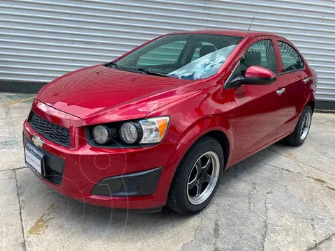 Chevrolet Sonic LS usado (2015) color Rojo precio $165,000