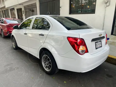 Chevrolet Sonic LT usado (2016) color Blanco precio $113,000