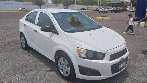 Chevrolet Sonic LT usado (2013) color Blanco precio $95,000