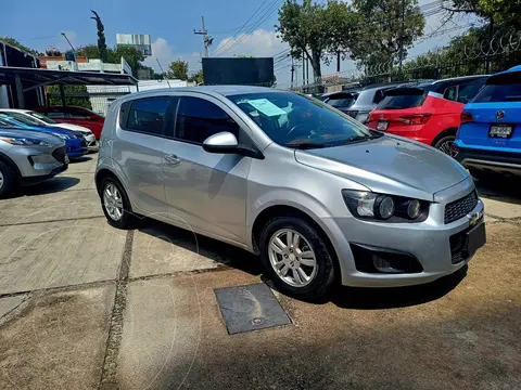 Chevrolet Sonic LT HB usado (2016) color Plata Brillante precio $209,999