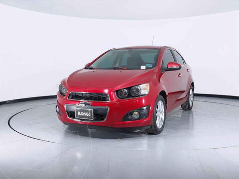 Chevrolet Sonic LTZ Aut usado (2015) color Rojo precio $169,999