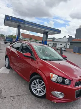 Chevrolet Sonic LTZ Aut usado (2013) color Rojo Tinto precio $110,000