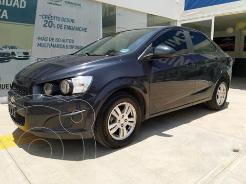 foto Chevrolet Sonic LT usado (2016) color Azul Naval precio $158,000
