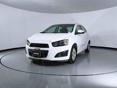 Chevrolet Sonic LT usado (2016) color Blanco precio $174,999