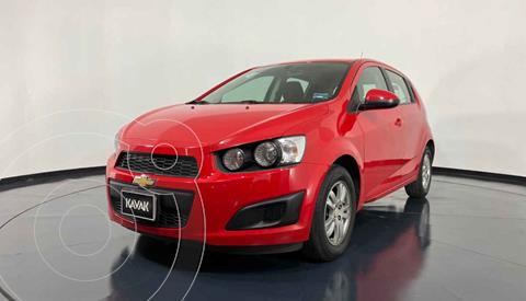 Chevrolet Sonic Version usado (2016) color Rojo precio $157,999