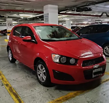 Chevrolet Sonic LT HB Aut usado (2016) color Rojo precio $137,500