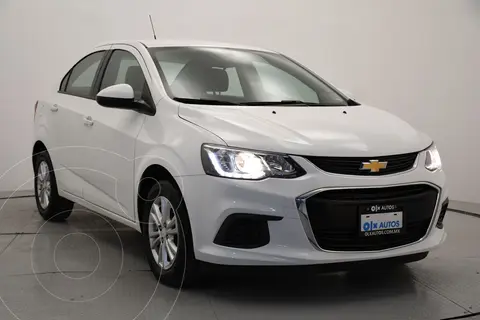 Chevrolet Sonic LT Aut usado (2017) color Blanco financiado en mensualidades(enganche $54,250 mensualidades desde $3,228)