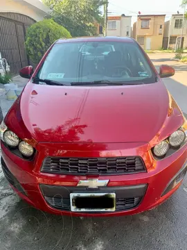 Chevrolet Sonic LT usado (2016) color Rojo Tinto precio $125,000