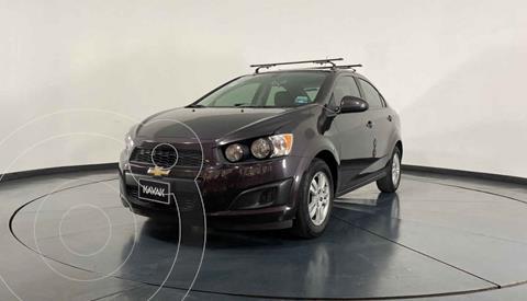 foto Chevrolet Sonic LT usado (2015) color Violeta precio $134,999