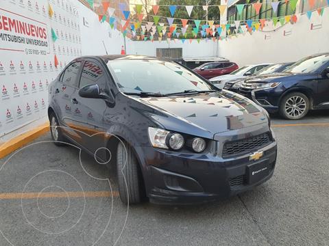 foto Chevrolet Sonic LT usado (2016) color Azul Naval precio $150,000
