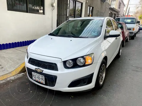 Chevrolet Sonic LS usado (2016) color Blanco precio $112,000