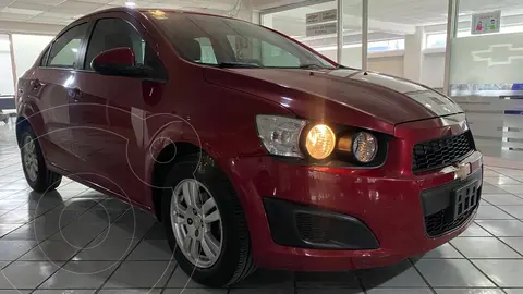 Chevrolet Sonic LT usado (2016) color Rojo Cobrizo precio $155,000
