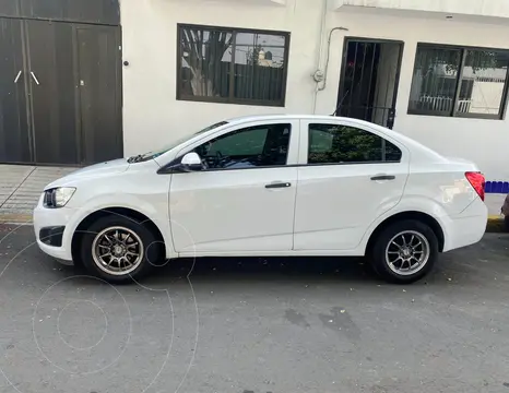 Chevrolet Sonic LT usado (2016) color Blanco precio $115,000