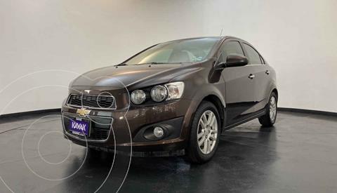 foto Chevrolet Sonic LTZ Aut usado (2016) color Café precio $157,999