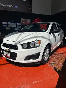 Chevrolet Sonic LS usado (2015) color Blanco precio $124,999