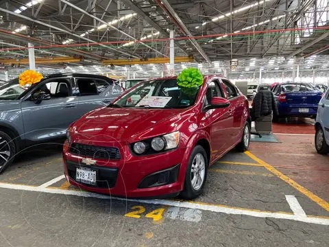 Chevrolet Sonic LS usado (2015) color Rojo Tinto financiado en mensualidades(enganche $36,000 mensualidades desde $3,800)