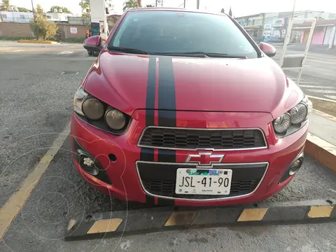Chevrolet Sonic LT usado (2016) color Rojo Tinto precio $139,000