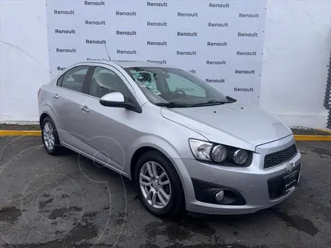 Chevrolet Sonic LTZ Aut usado (2016) color plateado precio $161,565