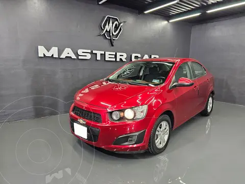 Chevrolet Sonic LT usado (2016) color Rojo Tinto precio $145,000