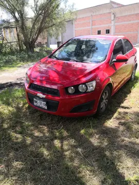 Chevrolet Sonic LT Aut usado (2016) color Rojo Tinto precio $129,000
