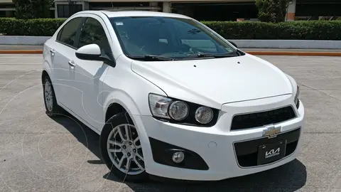 Chevrolet Sonic LTZ Aut usado (2016) color Blanco precio $129,800