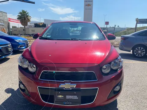 Chevrolet Sonic LTZ Aut usado (2016) color Rojo precio $198,000