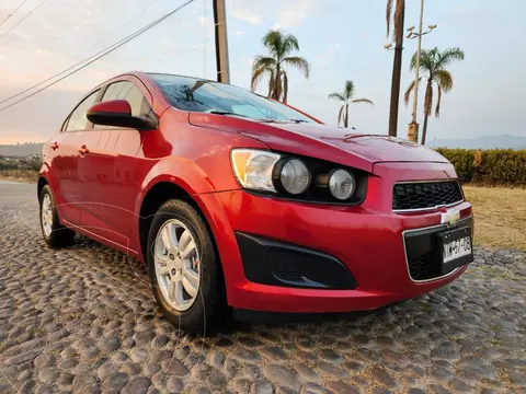 Chevrolet Sonic LT Aut usado (2014) color Rojo Tinto precio $110,000