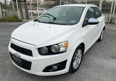 Chevrolet Sonic LTZ Aut usado (2015) color Blanco precio $157,000