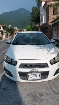 Chevrolet Sonic LT Aut usado (2014) color Blanco precio $120,000