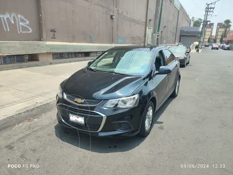 Chevrolet Sonic LT usado (2017) color Negro precio $160,000