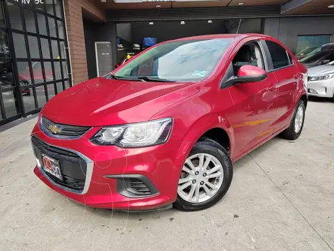 Chevrolet Sonic LT usado (2017) color Rojo precio $200,000