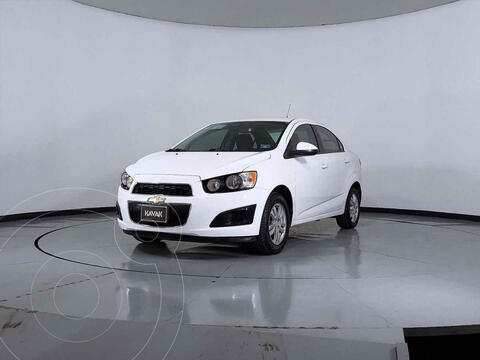 Chevrolet Sonic LT usado (2014) color Blanco precio $152,999