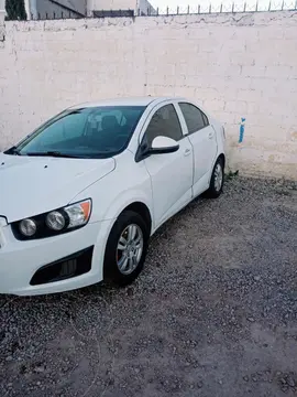 Chevrolet Sonic LT usado (2013) color Blanco precio $73,000