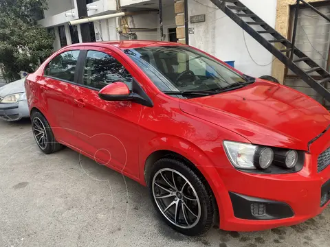 Chevrolet Sonic LT usado (2016) color Rojo precio $80,000