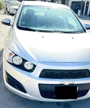 Chevrolet Sonic LT Aut usado (2016) color Plata precio $170,000
