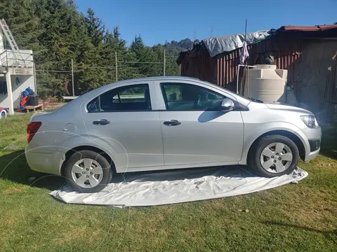 Chevrolet Sonic LS usado (2016) color Plata Brillante precio $120,000
