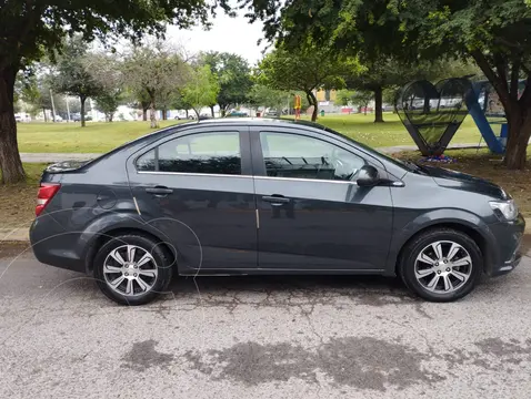 Chevrolet Sonic Premier Aut usado (2017) color Gris precio $159,900