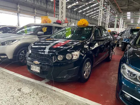 Chevrolet Sonic LS usado (2016) color Negro financiado en mensualidades(enganche $49,000 mensualidades desde $4,200)