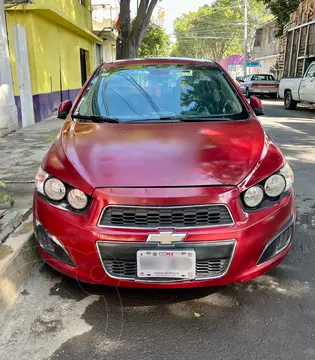 Chevrolet Sonic LS usado (2013) color Rojo Tinto precio $75,000